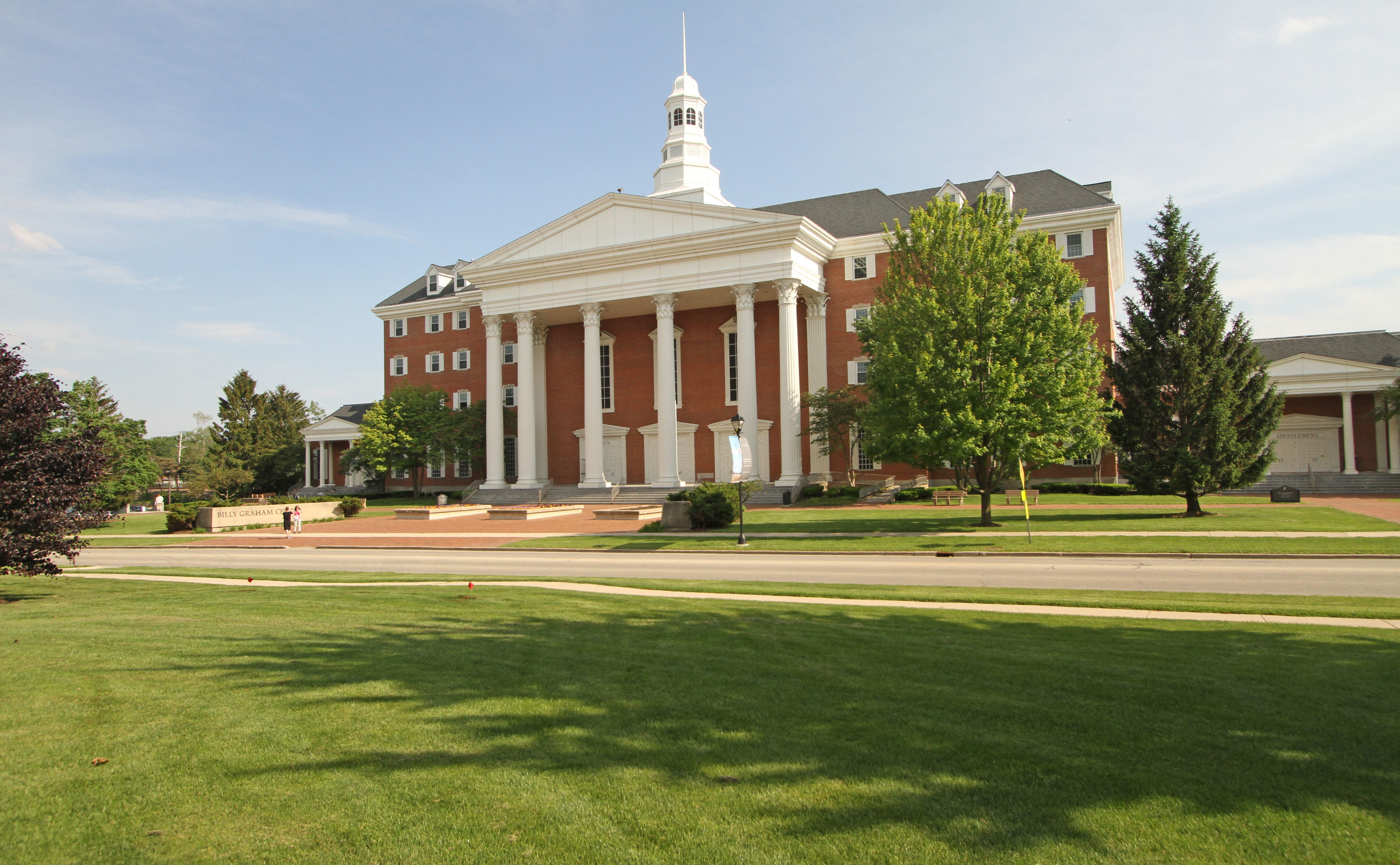 cropped-CampusBuildings-314-5.jpg